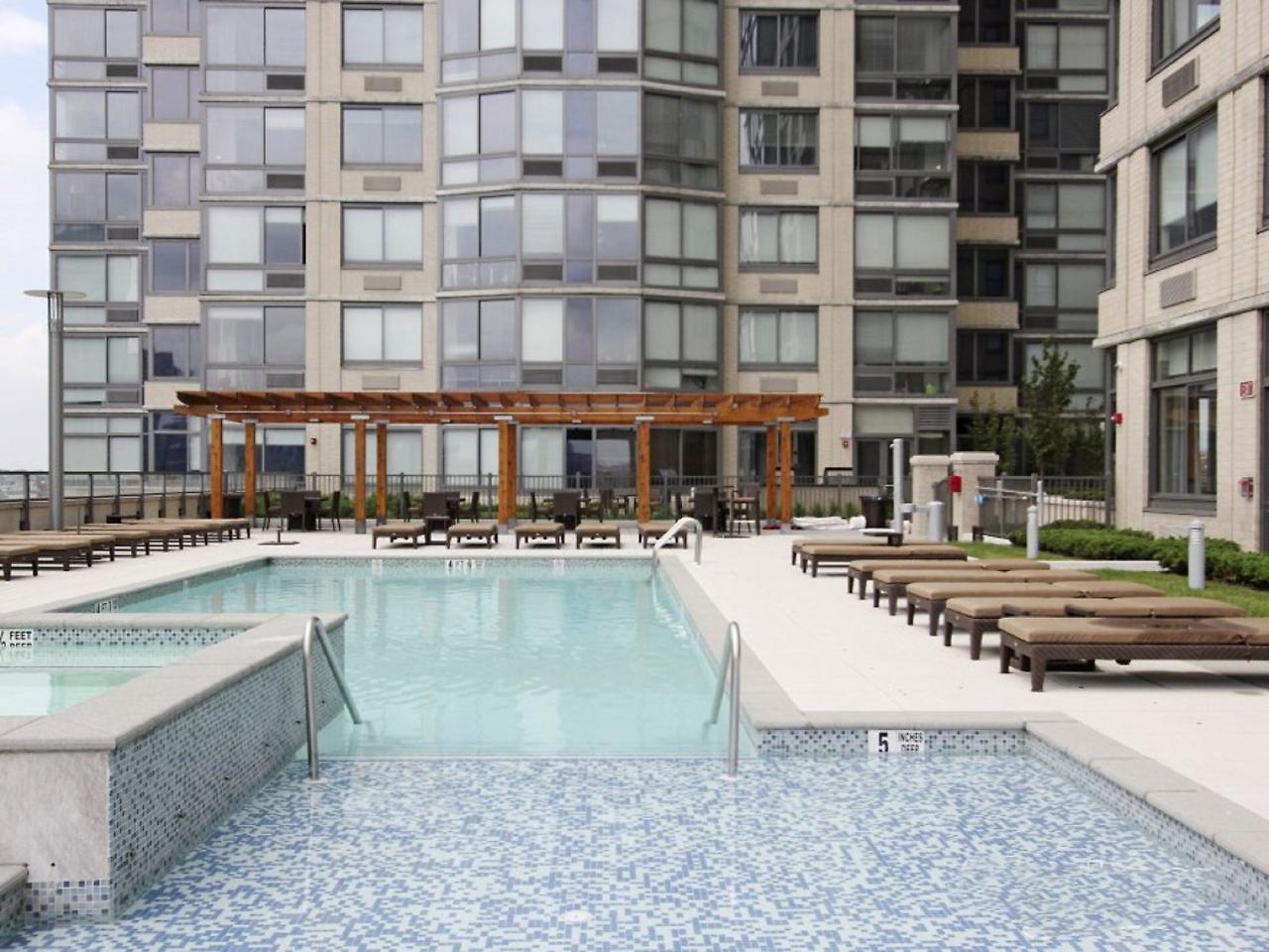 Global Luxury Suites At Metropolitan Jersey City Exteriér fotografie